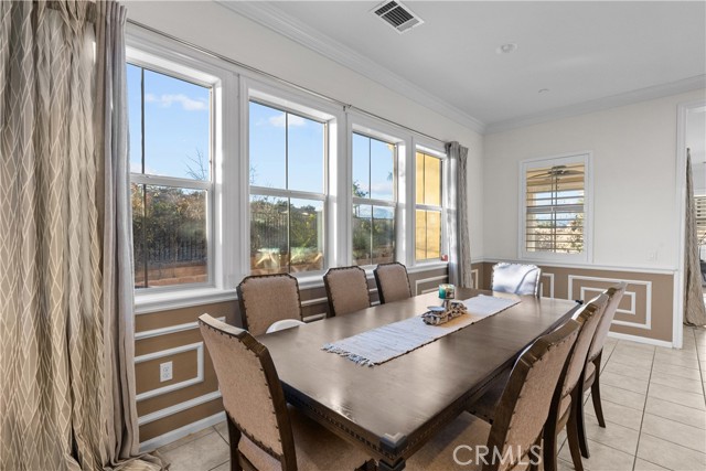 Detail Gallery Image 16 of 73 For 27601 Skylark Ln, Saugus,  CA 91350 - 6 Beds | 5/1 Baths