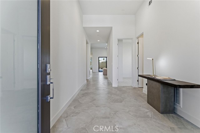 Detail Gallery Image 9 of 23 For 1403 Celadon St, Palm Springs,  CA 92262 - 3 Beds | 3 Baths