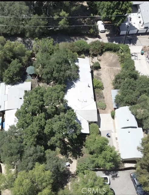 23329 Raymond Street, Chatsworth CA: https://media.crmls.org/medias/60f9341c-2a60-4e9e-824b-edf697cf46a7.jpg