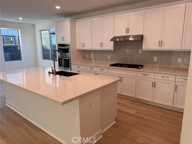 Detail Gallery Image 4 of 6 For 5160 Solace Dr, Rancho Mission Viejo,  CA 92694 - 4 Beds | 3 Baths