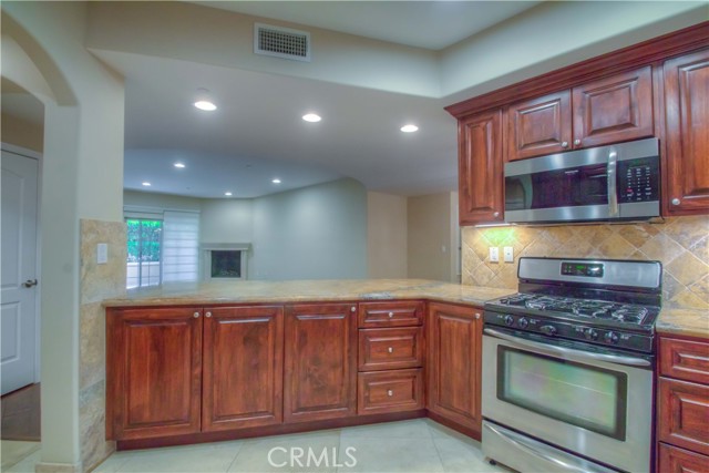 4551 Coldwater canyon Avenue, Studio City CA: https://media.crmls.org/medias/60fa194a-50e5-49e7-9fd1-9db08ee0ac5e.jpg