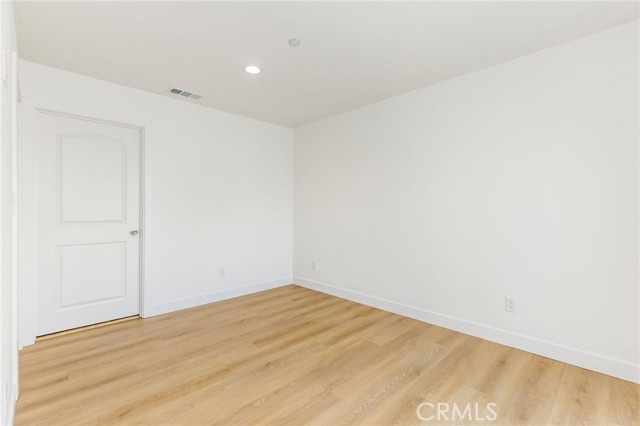 9613 S Hobart Boulevard, Los Angeles CA: https://media.crmls.org/medias/60fa289d-fda8-492a-a484-e2fc4baa931a.jpg