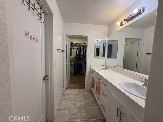 Detail Gallery Image 17 of 29 For 12762 Torch St #C,  Baldwin Park,  CA 91706 - 3 Beds | 4 Baths