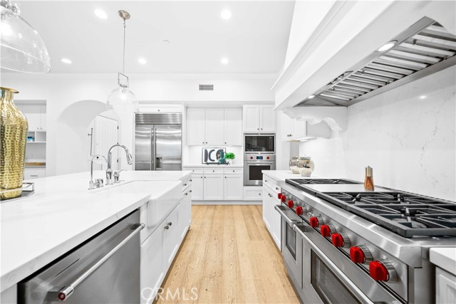 Detail Gallery Image 21 of 62 For 26 Lowland, Irvine,  CA 92602 - 5 Beds | 5/1 Baths