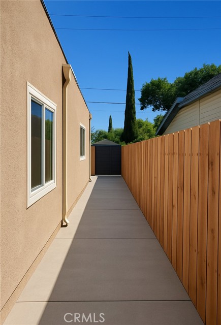 Detail Gallery Image 27 of 32 For 1917 E 61st St, Long Beach,  CA 90805 - 3 Beds | 1 Baths
