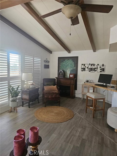 2662 Silver Oak Way, Hemet CA: https://media.crmls.org/medias/60fdbf37-9364-46cd-9c46-069052993e39.jpg