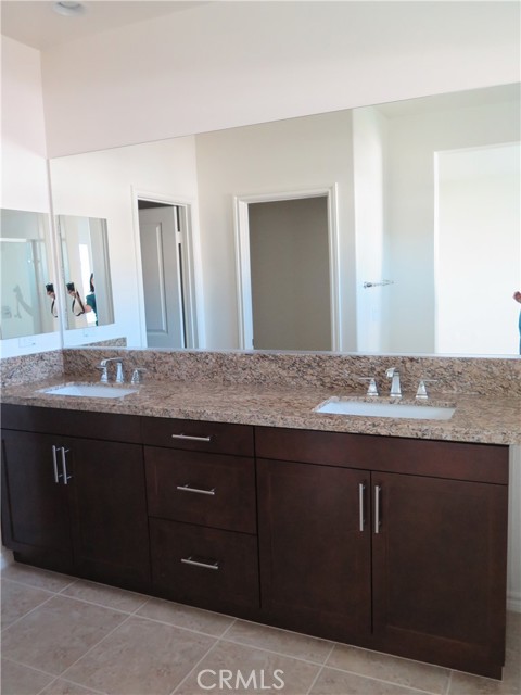 Detail Gallery Image 12 of 22 For 18049 Magee Ln, Yorba Linda,  CA 92886 - 3 Beds | 2/1 Baths