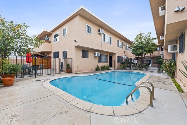 Detail Gallery Image 1 of 1 For 6850 Morella Ave #7,  North Hollywood,  CA 91605 - 2 Beds | 1 Baths