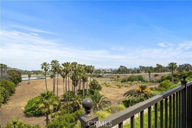 Detail Gallery Image 17 of 38 For 23901 Civic Center, Malibu,  CA 90265 - 2 Beds | 1/1 Baths