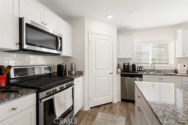 Detail Gallery Image 16 of 30 For 282 Basswood Way, San Jacinto,  CA 92583 - 4 Beds | 3 Baths