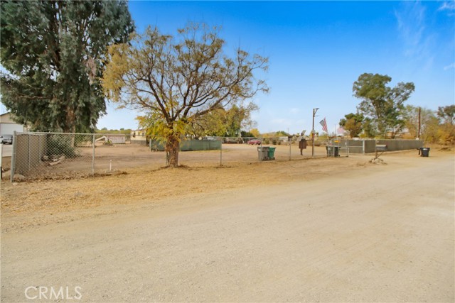 Detail Gallery Image 4 of 12 For 30645 Old Windmill Rd, Menifee,  CA 92584 - 3 Beds | 2 Baths