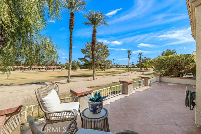 41961 Preston Trail, Palm Desert CA: https://media.crmls.org/medias/60ff12a6-bbbe-4553-9562-0b95044797e9.jpg