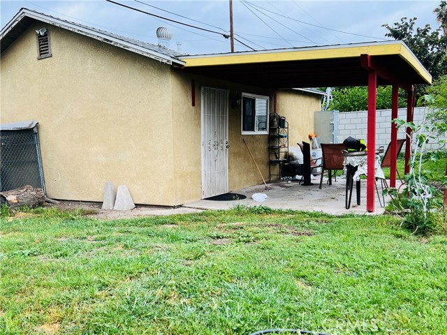 6976 Fairfax Drive, San Bernardino CA: https://media.crmls.org/medias/60ff652d-0f0d-48b3-a690-c8c379e37d08.jpg
