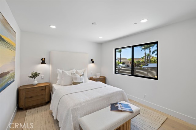 820 Calle Mendoza, San Clemente CA: https://media.crmls.org/medias/60ff8e42-09ef-4622-afa0-11931f979fbc.jpg