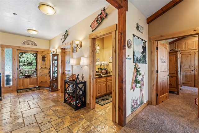 Detail Gallery Image 24 of 67 For 1454 Lovers Ln, Lake Arrowhead,  CA 92352 - 5 Beds | 3/1 Baths