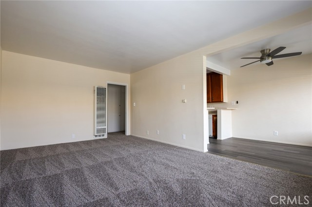 Detail Gallery Image 2 of 19 For 2115 Placentia Ave #24,  Costa Mesa,  CA 92627 - 1 Beds | 1 Baths