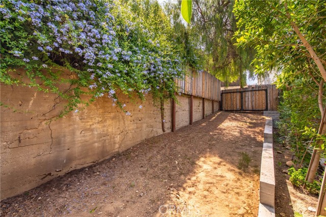 5893 Oak Knolls Road, Simi Valley CA: https://media.crmls.org/medias/61019f97-4998-42be-ac44-b5b1011e7cd0.jpg