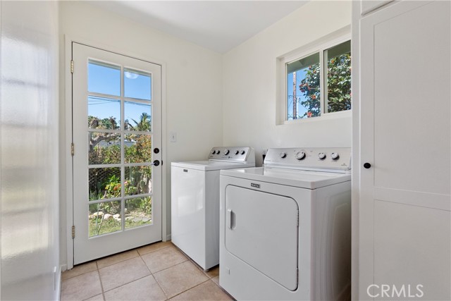 Detail Gallery Image 28 of 47 For 425 Calle De Castellana, Redondo Beach,  CA 90277 - 4 Beds | 2/1 Baths