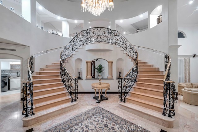 Detail Gallery Image 10 of 70 For 8 Saint Tropez, Laguna Niguel,  CA 92677 - 6 Beds | 7/1 Baths