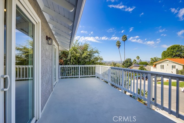 Image 29 of 53 For 26752 Carretas Drive