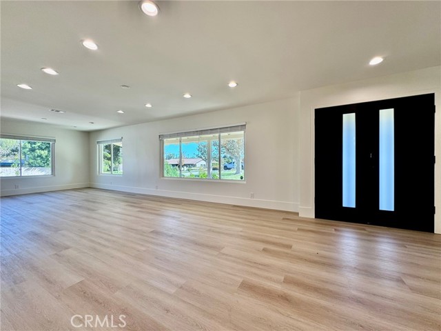 Detail Gallery Image 6 of 56 For 3024 Sonrisa Dr, Corona,  CA 92881 - 4 Beds | 3 Baths