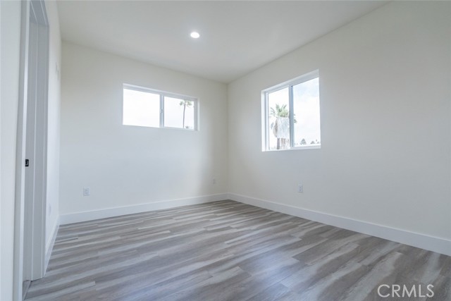 Detail Gallery Image 37 of 39 For 443 1/2 N Harvard Bld, Los Angeles,  CA 90004 - 4 Beds | 4 Baths