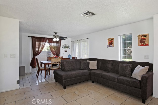 Detail Gallery Image 33 of 44 For 4061 E 60th St, Huntington Park,  CA 90255 - – Beds | – Baths