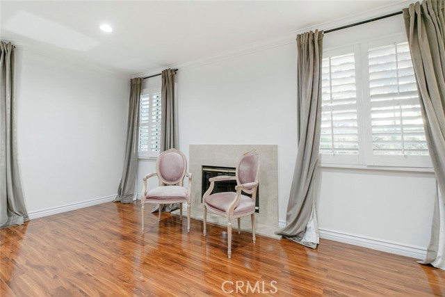 11417 Mount Gleason Avenue, Tujunga CA: https://media.crmls.org/medias/6108e958-a95d-4fae-80d6-48e2ca87cf5c.jpg