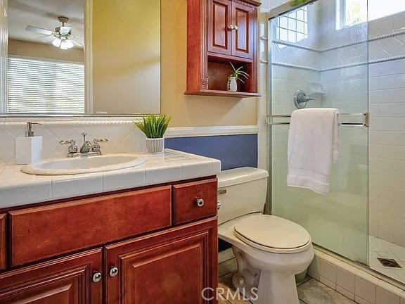 Detail Gallery Image 2 of 44 For 780 Paseo De Leon, Newbury Park,  CA 91320 - 5 Beds | 3/1 Baths