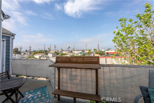 Detail Gallery Image 24 of 35 For 1100 Euclid Ave #304,  Long Beach,  CA 90804 - 2 Beds | 2 Baths
