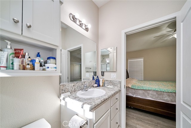Detail Gallery Image 13 of 22 For 23500 the Old Rd #72,  Newhall,  CA 91321 - 3 Beds | 2 Baths