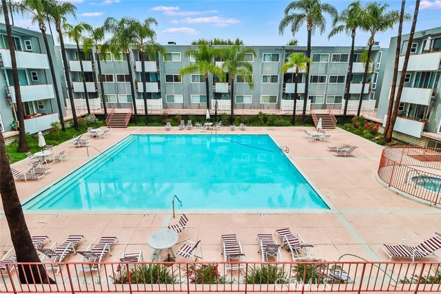 Detail Gallery Image 34 of 45 For 4915 Tyrone Ave #204,  Sherman Oaks,  CA 91423 - 1 Beds | 1 Baths