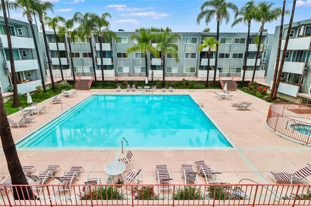 Detail Gallery Image 34 of 45 For 4915 Tyrone Ave #204,  Sherman Oaks,  CA 91423 - 1 Beds | 1 Baths