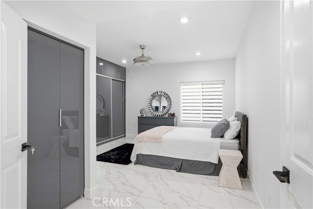 Detail Gallery Image 22 of 56 For 7600 Southby, West Hills,  CA 91304 - 5 Beds | 5 Baths