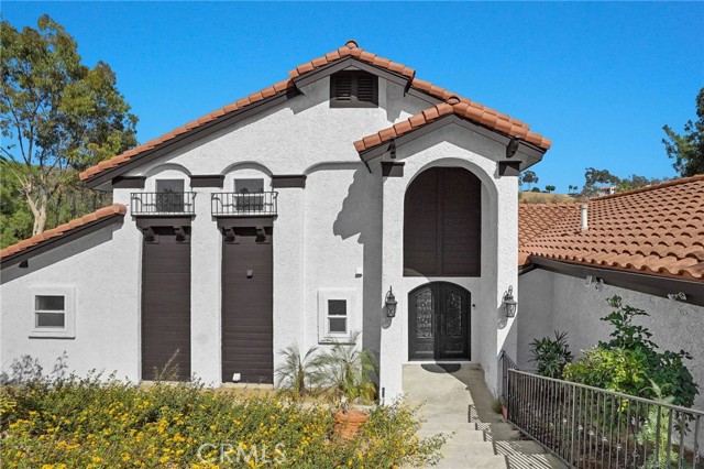 Detail Gallery Image 1 of 27 For 7070 Canyon Crest Rd, Whittier,  CA 90602 - 3 Beds | 3 Baths