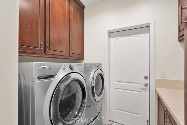 13699 Spring Valley Parkway, Victorville CA: https://media.crmls.org/medias/610b0690-af2a-4cbf-b92e-a26c50deda27.jpg
