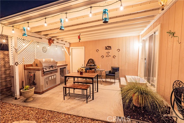 Detail Gallery Image 47 of 74 For 20164 Crestview Dr., Canyon Country,  CA 91351 - 3 Beds | 2 Baths