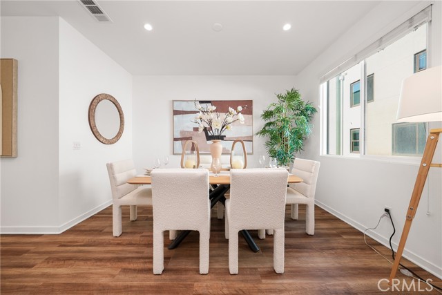 Detail Gallery Image 24 of 35 For 152 Schick, Irvine,  CA 92614 - 4 Beds | 3/1 Baths