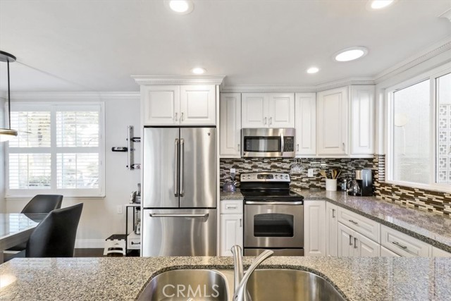 Detail Gallery Image 13 of 40 For 11 Avenida Castilla a,  Laguna Woods,  CA 92637 - 2 Beds | 1/1 Baths