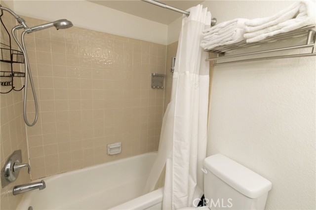 Detail Gallery Image 10 of 25 For 41764 Brownie Ln #5,  Big Bear Lake,  CA 92315 - 2 Beds | 2 Baths