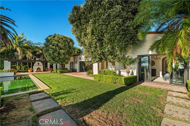 24 Scenic Bluff, Newport Coast CA: https://media.crmls.org/medias/610d624f-1043-4ee7-bf91-3b64c2a3a161.jpg