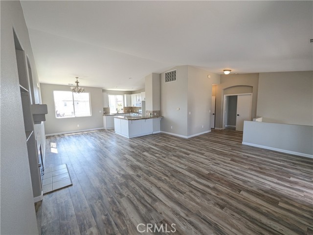 808 Damask Court, Santa Maria CA: https://media.crmls.org/medias/610d8b18-4c6b-4cc7-a547-b042cbe5e5c9.jpg