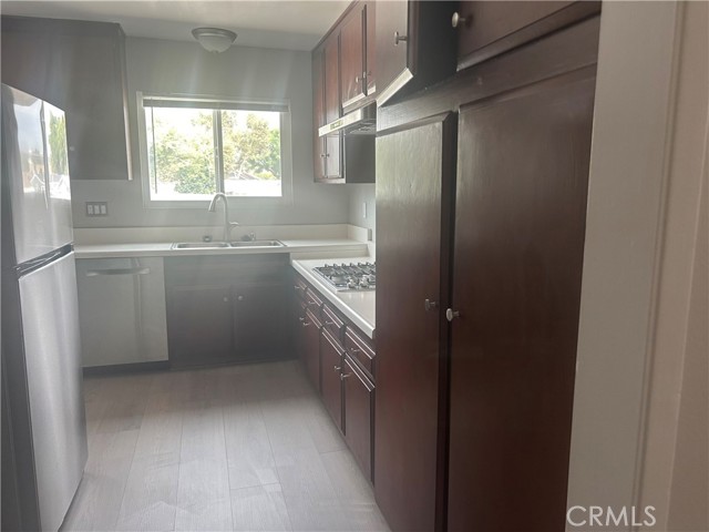 Detail Gallery Image 4 of 26 For 15500 Williams St #N,  Tustin,  CA 92780 - 3 Beds | 2 Baths