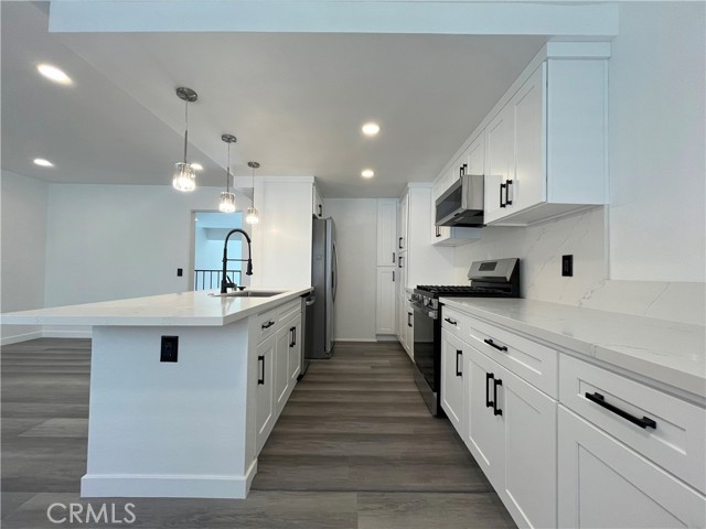 4640 Glencoe Avenue, Marina del Rey CA: https://media.crmls.org/medias/610dadd7-d187-401f-8d02-9a06626afa16.jpg