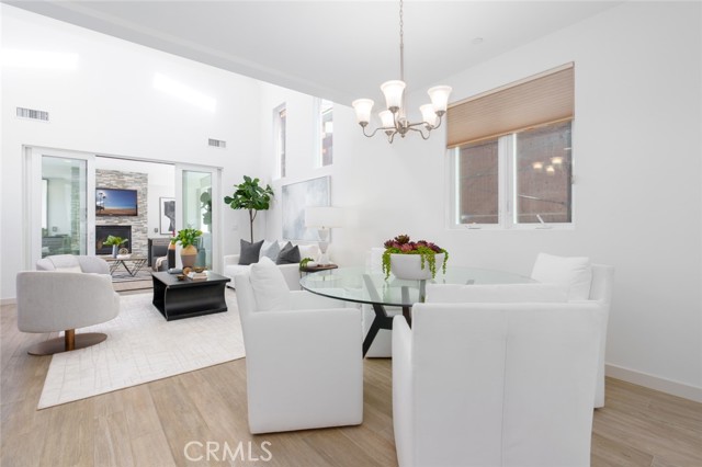 Detail Gallery Image 12 of 32 For 432 1/2 Goldenrod Ave, Corona Del Mar,  CA 92625 - 2 Beds | 2/1 Baths