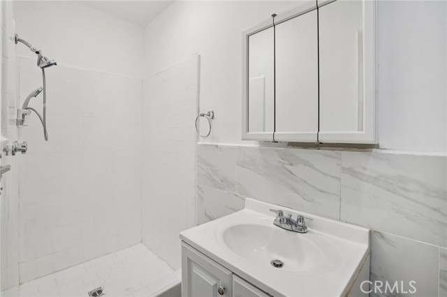 Detail Gallery Image 21 of 32 For 320 E Spruce, Inglewood,  CA 90301 - 2 Beds | 2 Baths