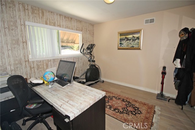 Detail Gallery Image 12 of 35 For 11505 Swinton Ave, Granada Hills,  CA 91344 - – Beds | – Baths