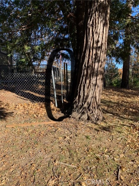 Detail Gallery Image 17 of 21 For 40 Park, Running Springs,  CA 92382 - – Beds | – Baths