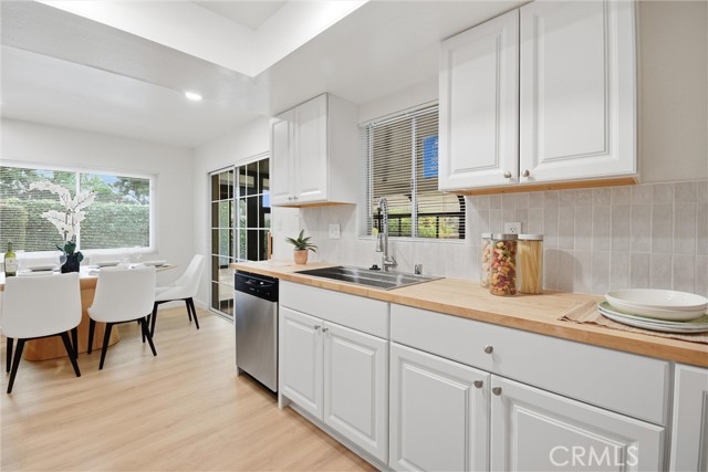 Detail Gallery Image 17 of 41 For 728 Richbrook, Claremont,  CA 91711 - 3 Beds | 2 Baths