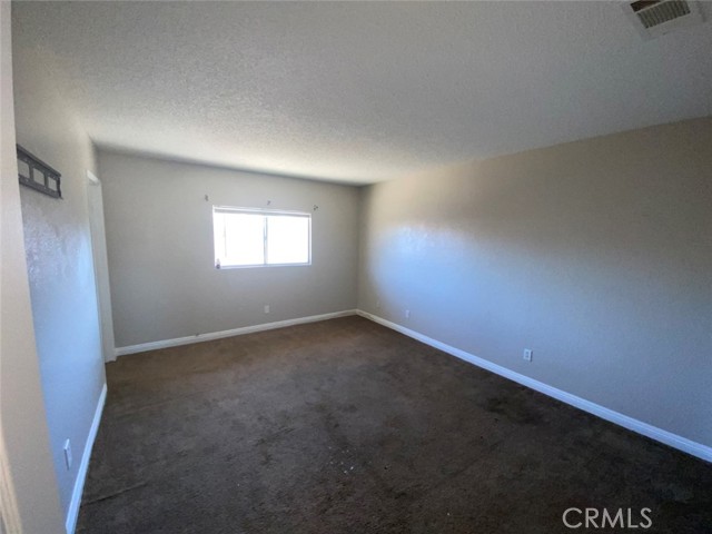 Detail Gallery Image 15 of 18 For 21061 Nisqually Rd #C,  Apple Valley,  CA 92308 - 2 Beds | 2 Baths